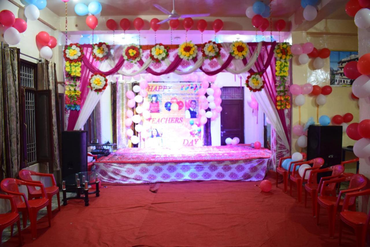 Hotel Raj Golden & Restaurant Pālampur Exterior photo